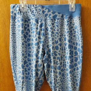 Blue cheetah print workout legging capris